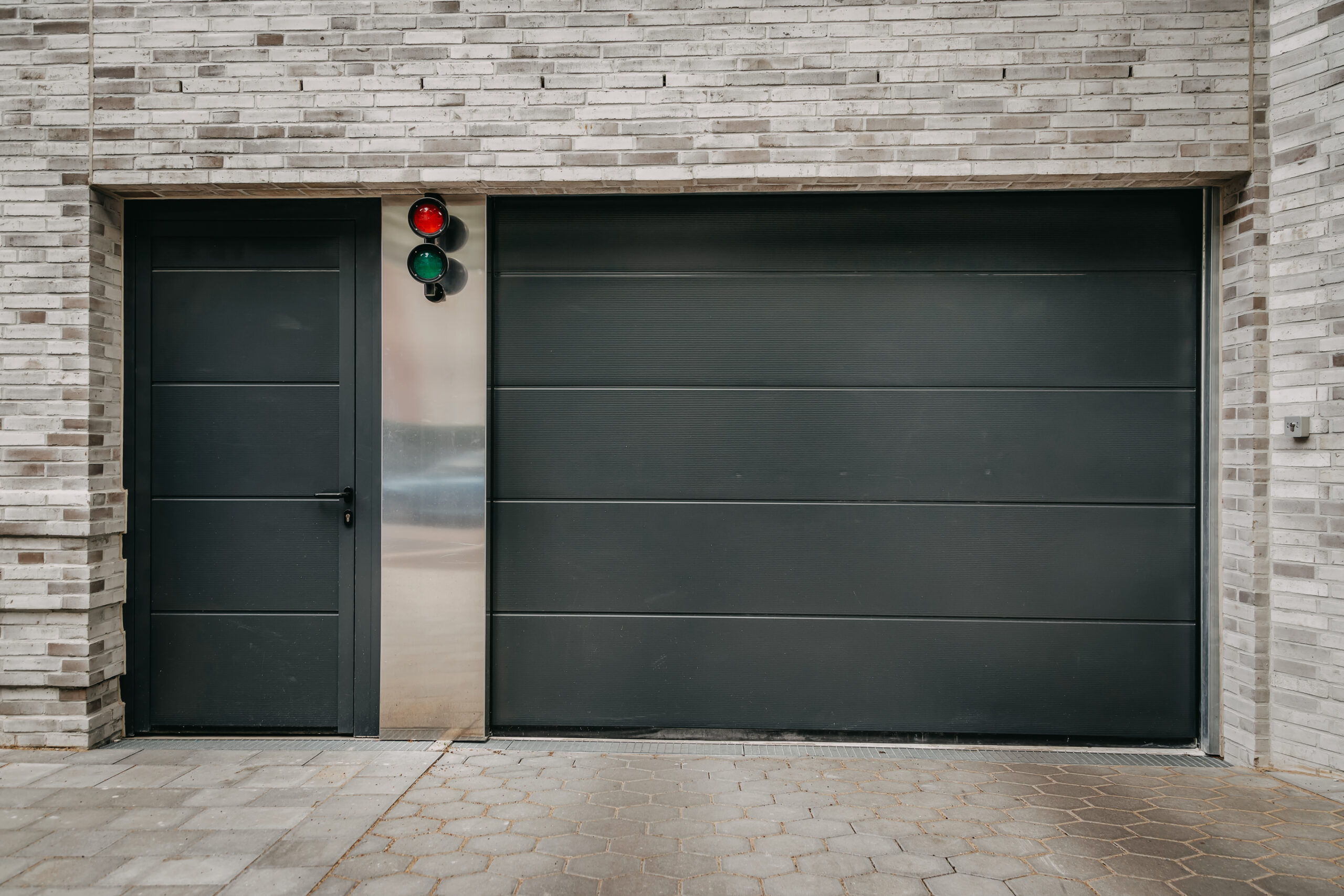 Garagentor in Klinkerbau